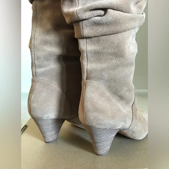Antonio Melanie Sapphira Beige Suede Slouch Knee High Tall Boot W9 - Picture 9 of 16